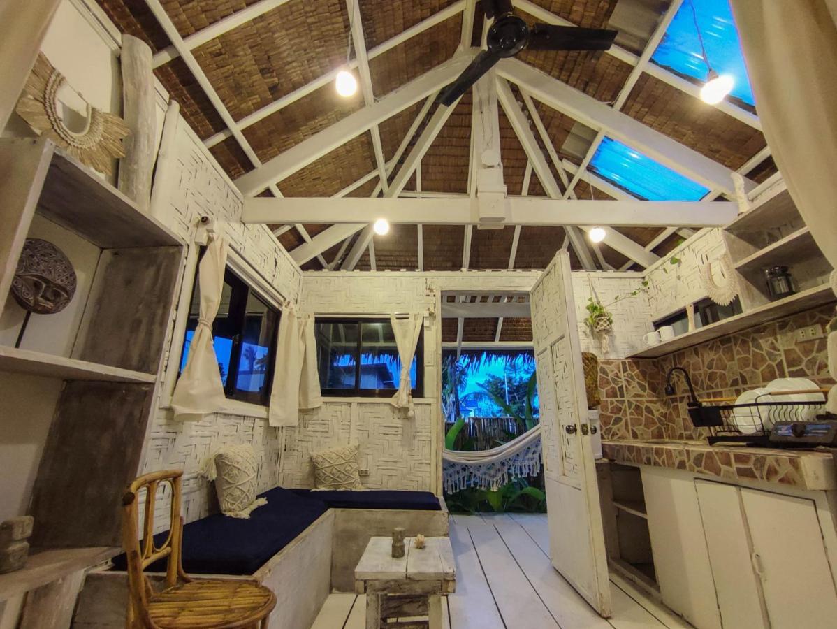 The Surf Shacks - Beach House, Aircon, Fast Wifi 제너럴 루나 외부 사진