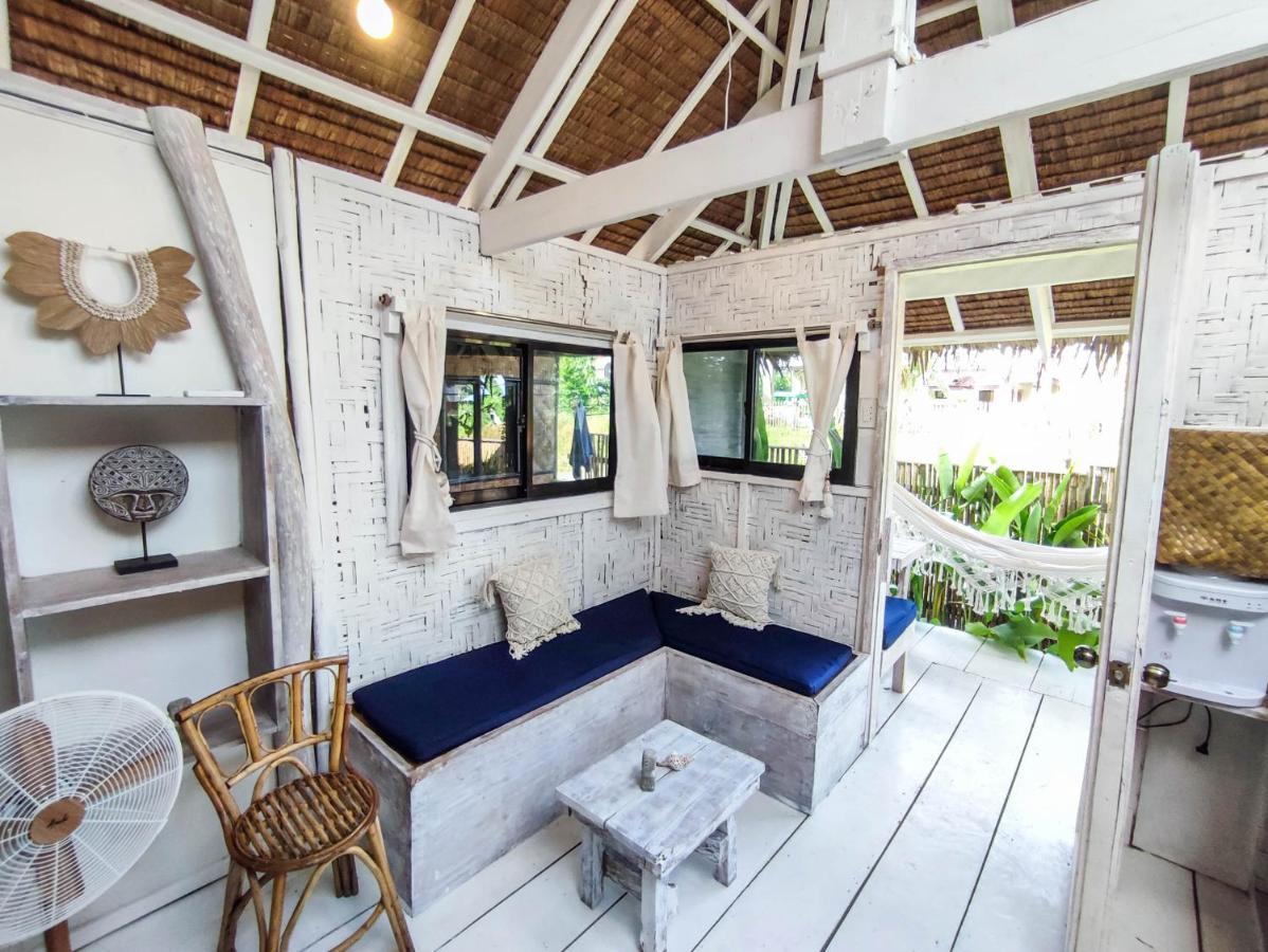 The Surf Shacks - Beach House, Aircon, Fast Wifi 제너럴 루나 외부 사진
