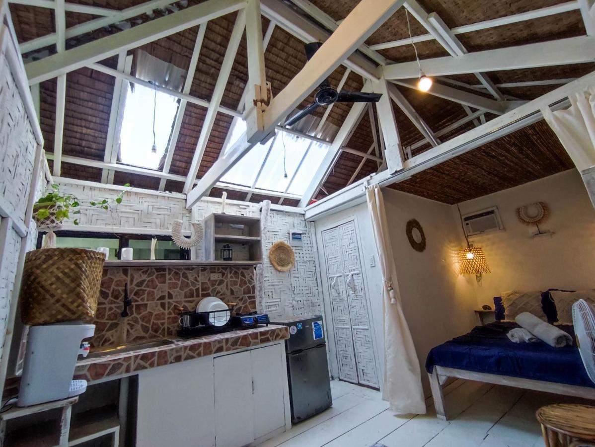 The Surf Shacks - Beach House, Aircon, Fast Wifi 제너럴 루나 외부 사진